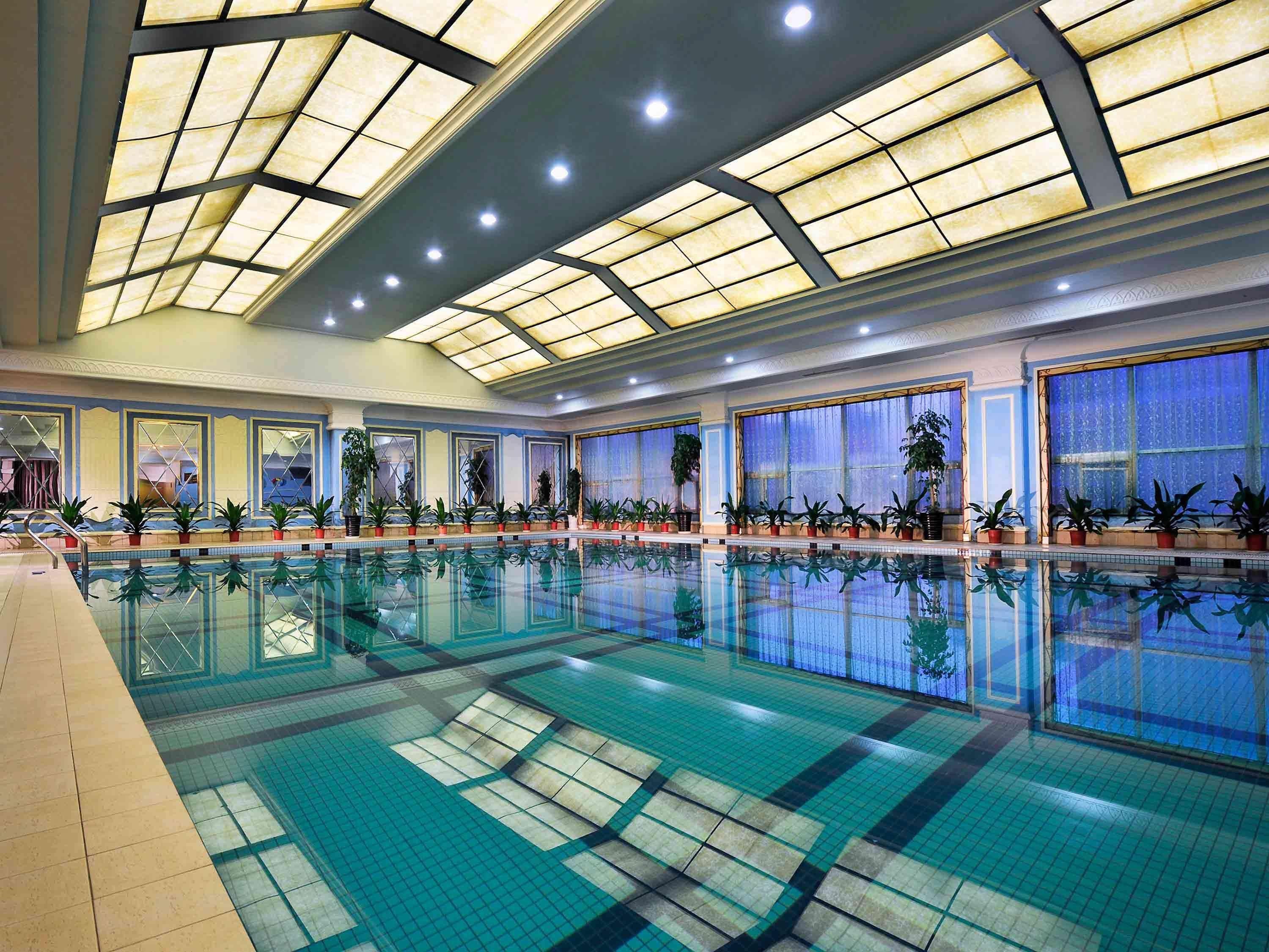Sofitel Zhengzhou International Hotel Exterior photo